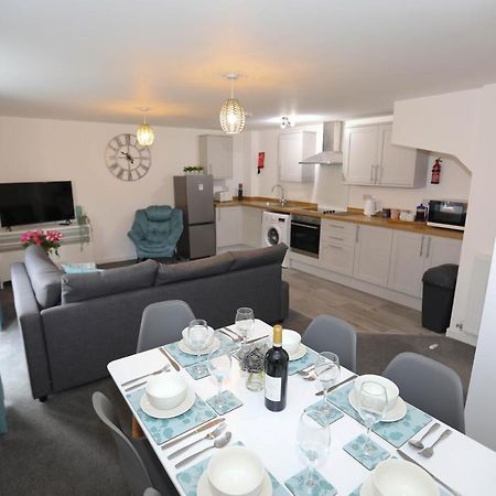 Exmouth - Apartment 2, Strand House - Modern 2 Bedroom Apartment, Perfect Location For Access To Beach & Town Centre - Sleeps 4 Guests - Hosted By Rentmyhouse Екстериор снимка