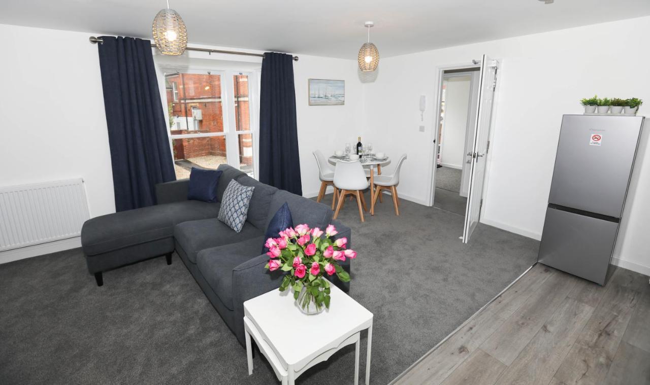 Exmouth - Apartment 2, Strand House - Modern 2 Bedroom Apartment, Perfect Location For Access To Beach & Town Centre - Sleeps 4 Guests - Hosted By Rentmyhouse Екстериор снимка